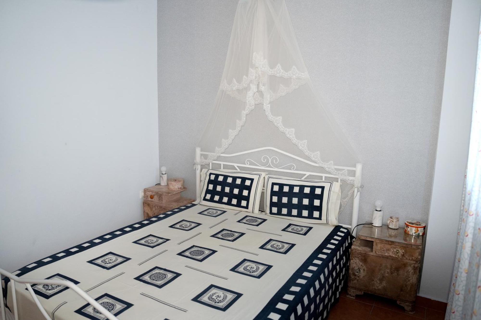 Artistic 1 Apartment 아피토스 외부 사진